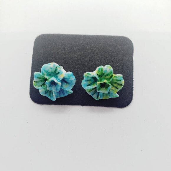 3 pairs of flower earrings - Picture 4 of 4